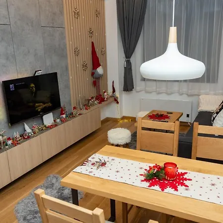 Zlatni Javor 210 Апарт-отель *