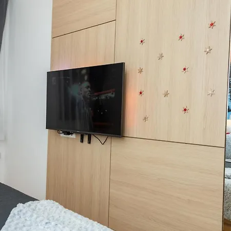 Апарт-отель Zlatni Javor 210 Яхорина